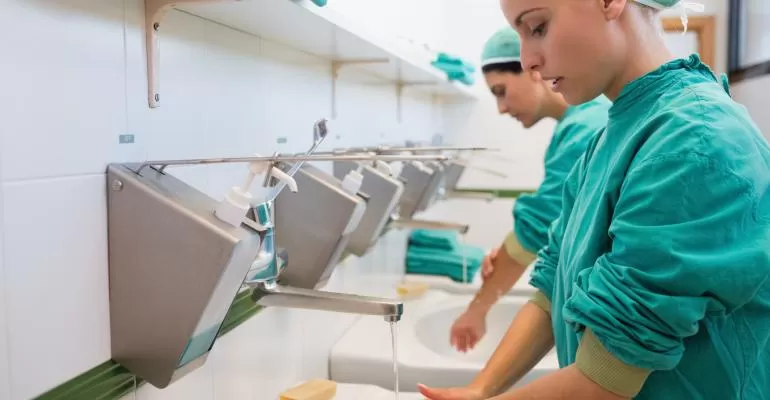Water quality and Healthcare Facilities
